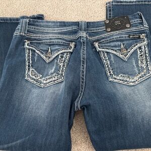 Miss Me Blue Easy Distressed Cropped - 32